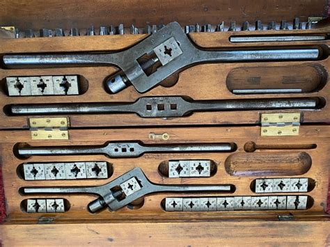 vintage tap and die set 